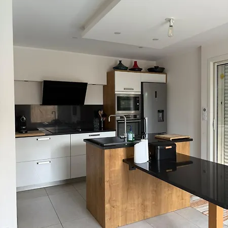 Maison Avec Piscine A * Ним