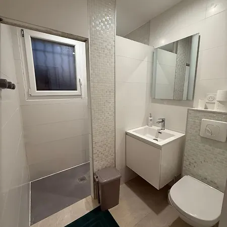 Дом отдыха Maison Avec Piscine A